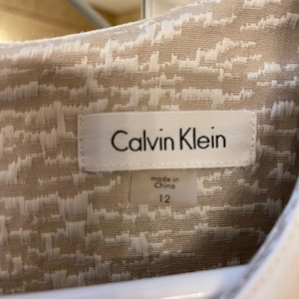 Calvin Klein women’s size 12 dress - Picture 3 of 3